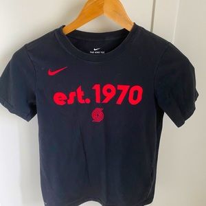 Portland Trailblazer Nike T-shirt...Size M